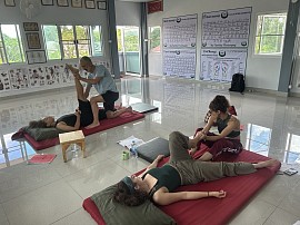 Level 1: Leg massage